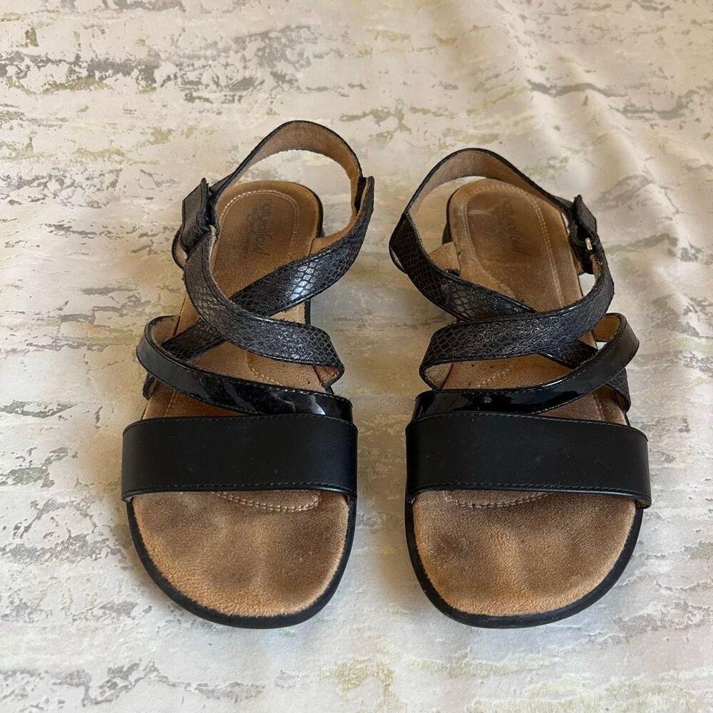 Natural Soul Leather Strappy Sandals - Picture 4 of 8